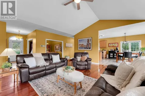 61 Conner Drive Gananoque ON K7G 2V4