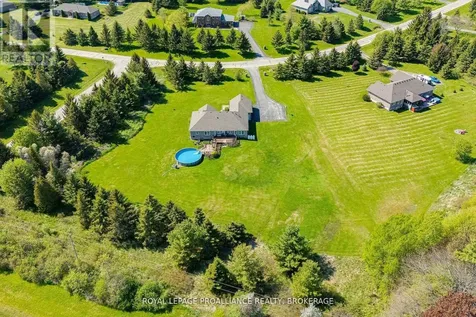 61 Conner Drive Gananoque ON K7G 2V4