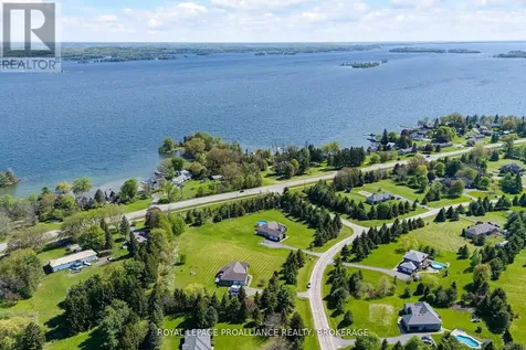 61 Conner Drive Gananoque ON K7G 2V4