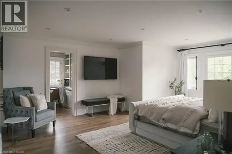 147 Beverly Court Ancaster ON L9G 1B9