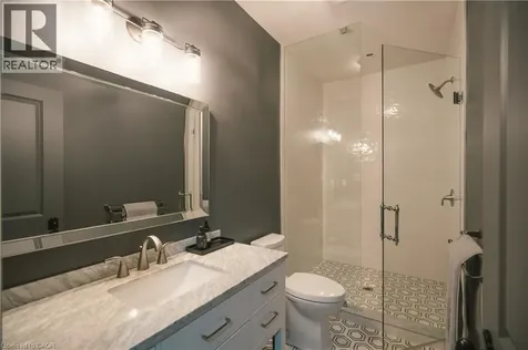 147 Beverly Court Ancaster ON L9G 1B9