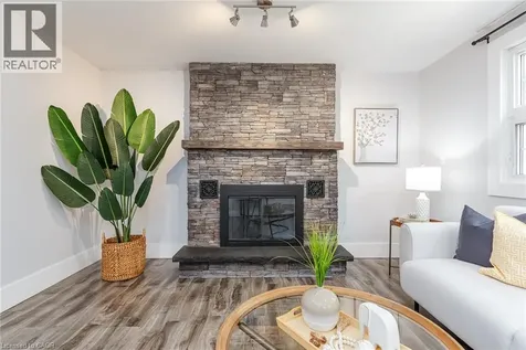 40 Woodland Avenue Kitchener ON N2M 3G7