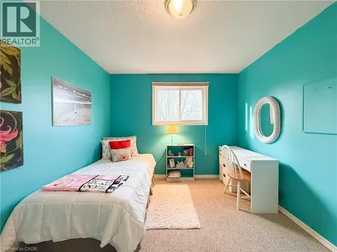 33 Lingwood Drive Waterford ON N0E 1Y0