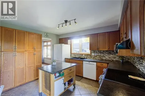36 Westchester Drive Kitchener ON N2B 1W7