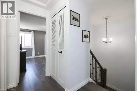 279 Sandowne Drive Waterloo ON N2K 2C1