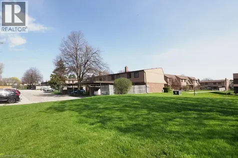 279 Sandowne Drive Waterloo ON N2K 2C1