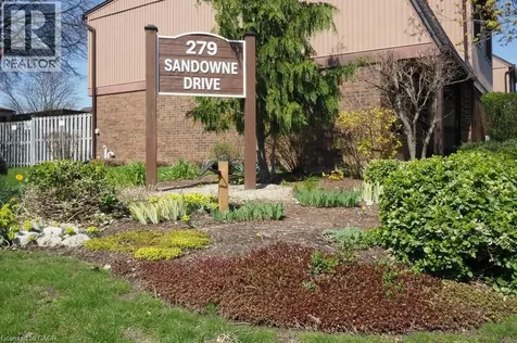 279 Sandowne Drive Waterloo ON N2K 2C1