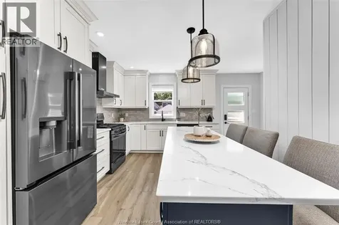 1353 Moy Avenue Windsor ON N8X 4S5