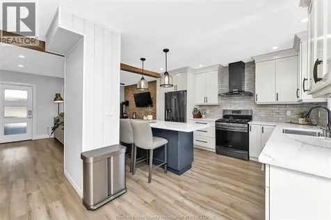 1353 Moy Avenue Windsor ON N8X 4S5