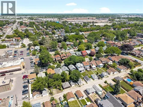 1353 Moy Avenue Windsor ON N8X 4S5