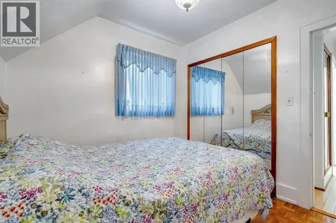 2279 Lillian Avenue Windsor ON N8X 4B1
