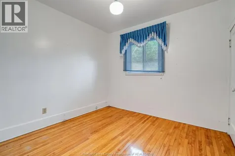 2279 Lillian Avenue Windsor ON N8X 4B1