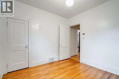2279 Lillian Avenue Windsor ON N8X 4B1