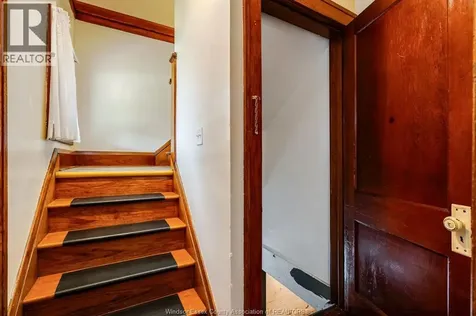 2279 Lillian Avenue Windsor ON N8X 4B1