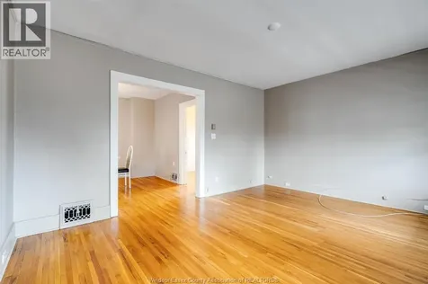 2279 Lillian Avenue Windsor ON N8X 4B1