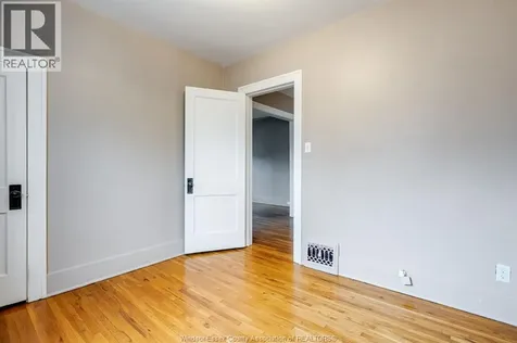 2279 Lillian Avenue Windsor ON N8X 4B1