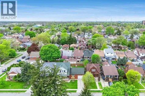 2279 Lillian Avenue Windsor ON N8X 4B1