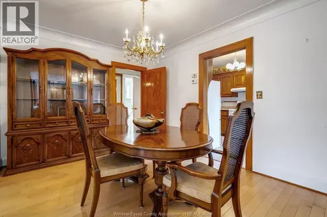 2279 Lillian Avenue Windsor ON N8X 4B1