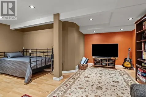 200 Mccurdy Drive Ottawa ON K2L 2L6