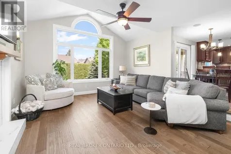 16 Forest Creek Drive Ottawa ON K2S 1L6