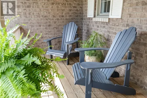16 Forest Creek Drive Ottawa ON K2S 1L6