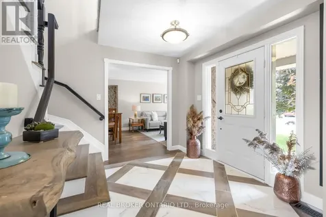 16 Forest Creek Drive Ottawa ON K2S 1L6