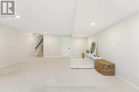 367 Cope Drive Ottawa ON K2V 0P7