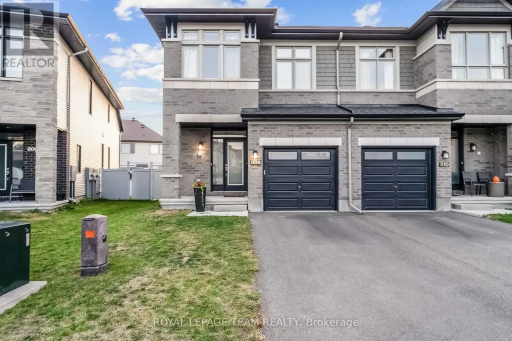 808 Chipping Circle Ottawa ON K4M 0E7