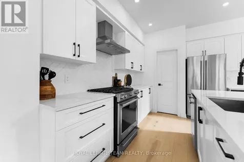 808 Chipping Circle Ottawa ON K4M 0E7