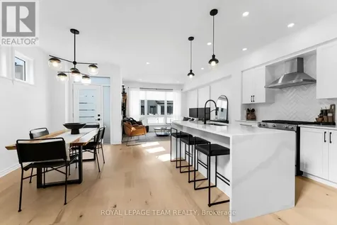 808 Chipping Circle Ottawa ON K4M 0E7