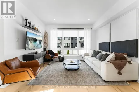 808 Chipping Circle Ottawa ON K4M 0E7