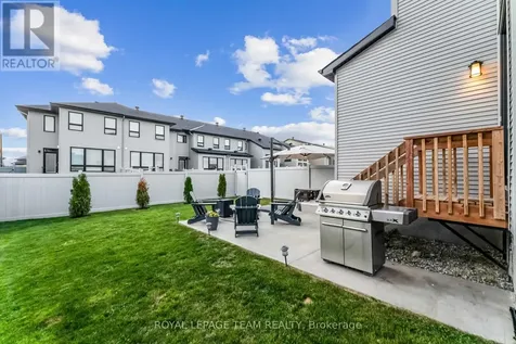 808 Chipping Circle Ottawa ON K4M 0E7