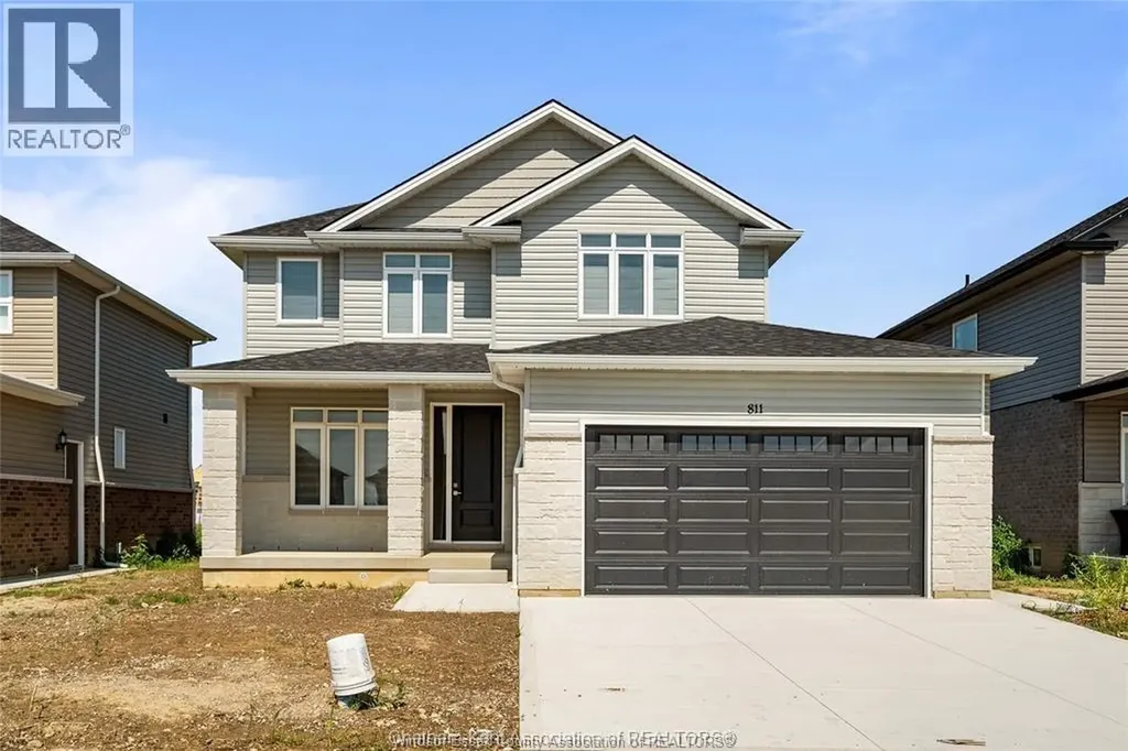 811 Keil Drive Chatham ON N7M 0T4