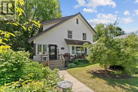 71 Pearl Street West Kingsville ON N9Y 1V5