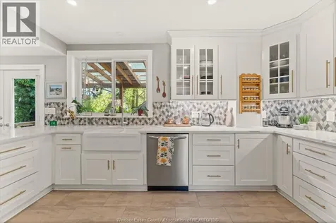 71 Pearl Street West Kingsville ON N9Y 1V5
