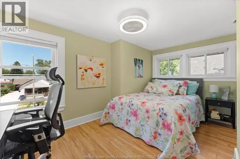 71 Pearl Street West Kingsville ON N9Y 1V5