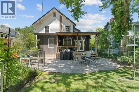 71 Pearl Street West Kingsville ON N9Y 1V5