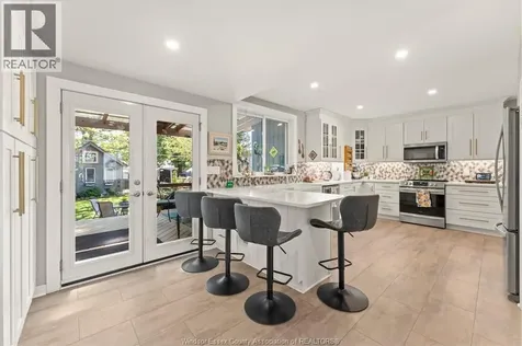 71 Pearl Street West Kingsville ON N9Y 1V5