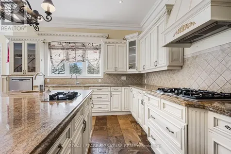 8 Elia Drive Whitchurch-stouffville ON L4A 7X5
