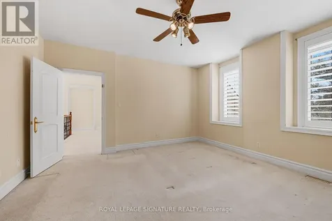 8 Elia Drive Whitchurch-stouffville ON L4A 7X5