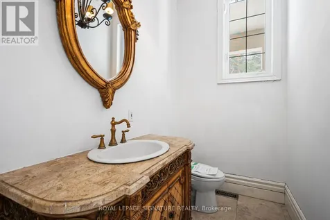 8 Elia Drive Whitchurch-stouffville ON L4A 7X5