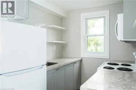 1182 Linbrook Road Oakville ON L6J 2L4