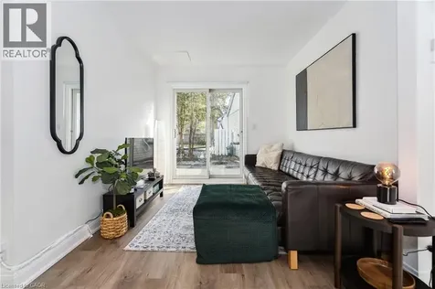 1182 Linbrook Road Oakville ON L6J 2L4