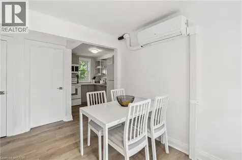 1182 Linbrook Road Oakville ON L6J 2L4