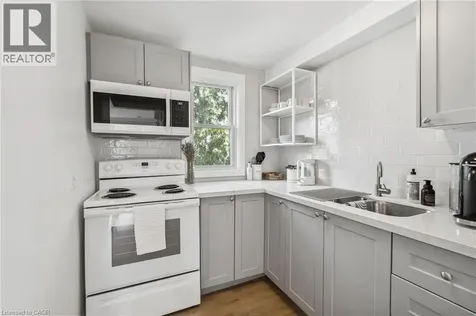 1182 Linbrook Road Oakville ON L6J 2L4
