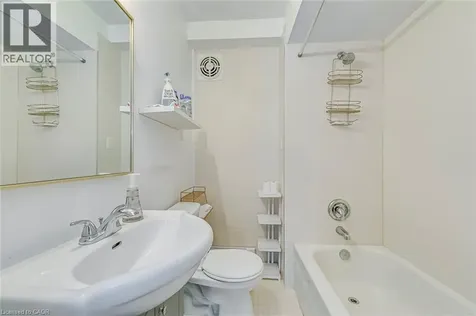 1182 Linbrook Road Oakville ON L6J 2L4
