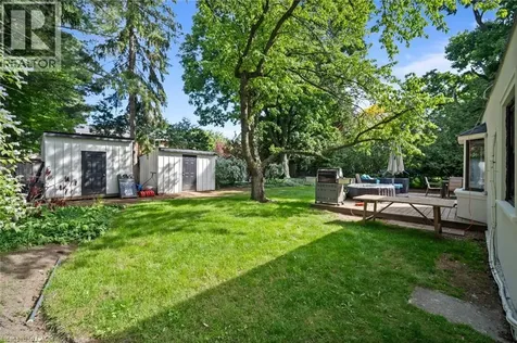 1182 Linbrook Road Oakville ON L6J 2L4