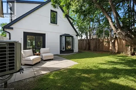 1182 Linbrook Road Oakville ON L6J 2L4