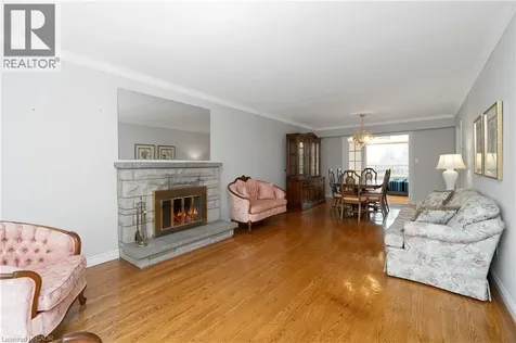 36 Buckingham Drive Hamilton ON L9C 2G5