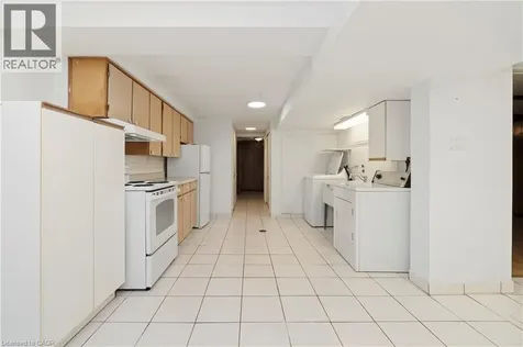 36 Buckingham Drive Hamilton ON L9C 2G5